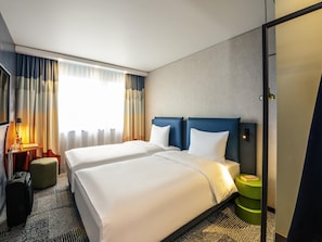Quarto standard, 2 camas de solteiro | Roupas de cama antialérgicas, escrivaninha, Wi-Fi de cortesia