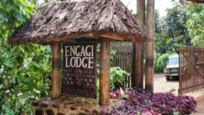 Property entrance - Engagi Lodge (Entebbe)