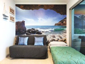 1 chambre, fer et planche Ă repasser, Wi-Fi gratuit, draps fournis