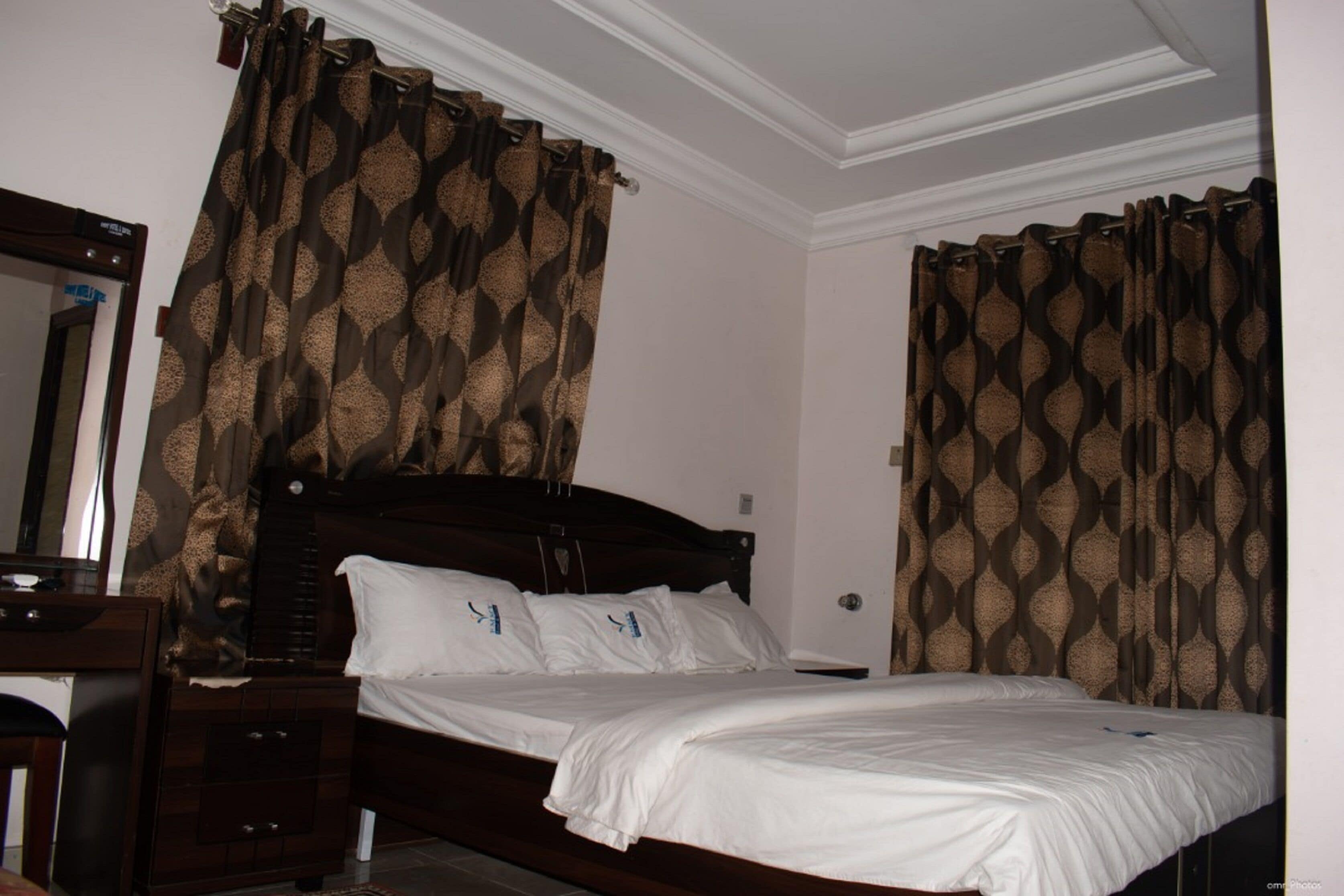 Deluxe Room | Egyptian cotton sheets, premium bedding, down comforters