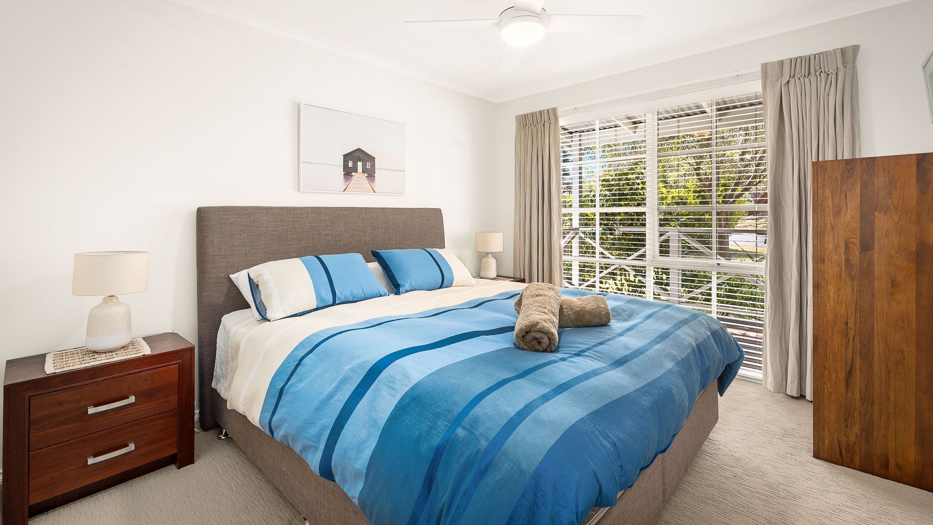 3 bedrooms, iron/ironing board, travel crib, internet