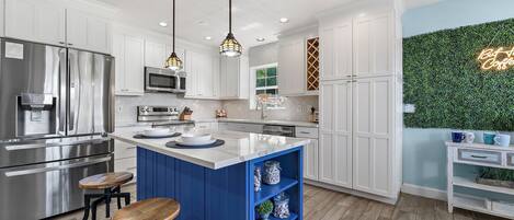 Fridge, microwave, oven, dishwasher