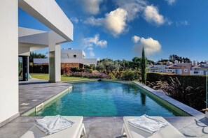 Beheizter Pool