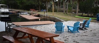 "Salty Siren" Mermaid Themed Room at Weeki Wachee Waterfront Adventure Retreat