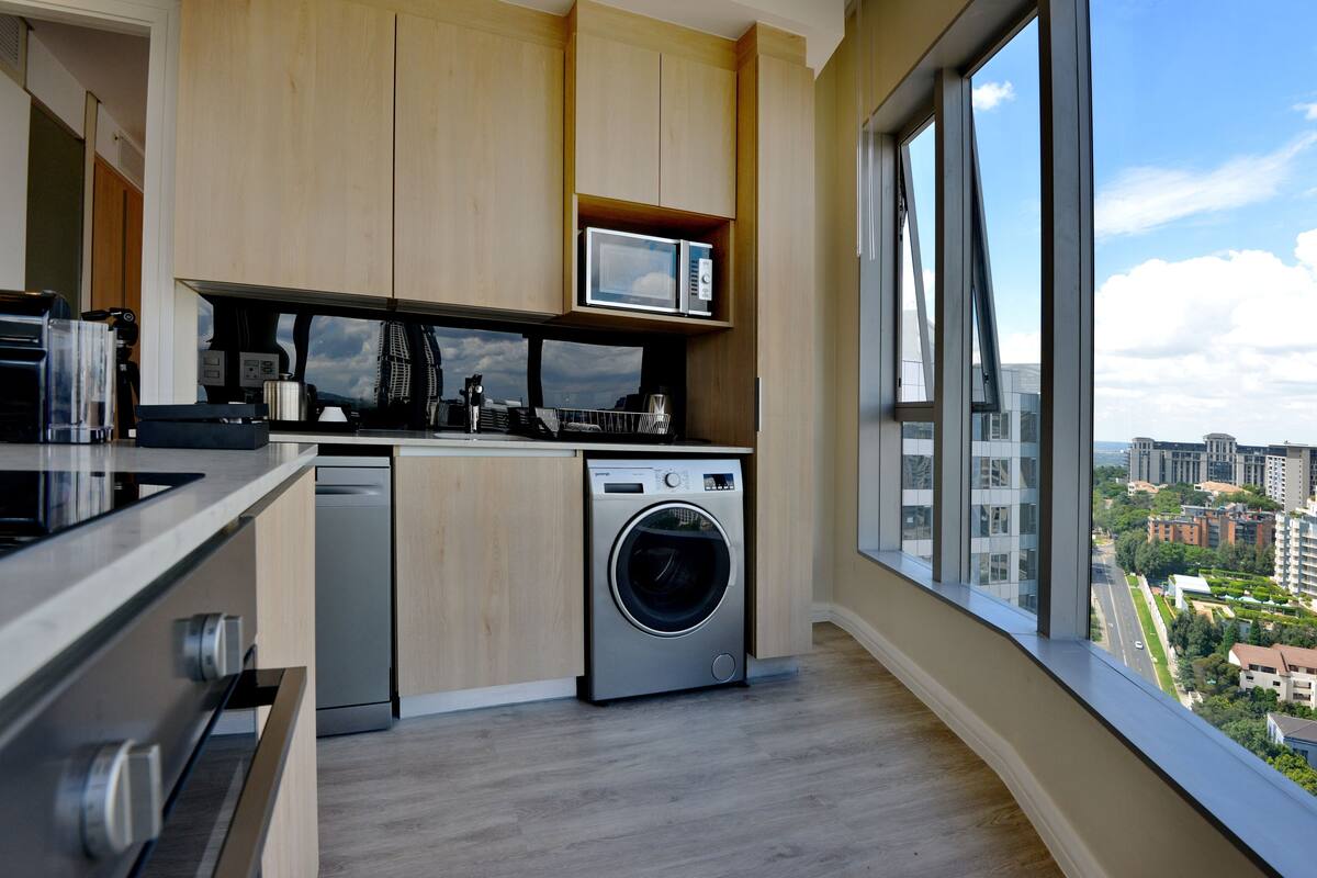 1 bedroom, minibar, in-room safe, desk