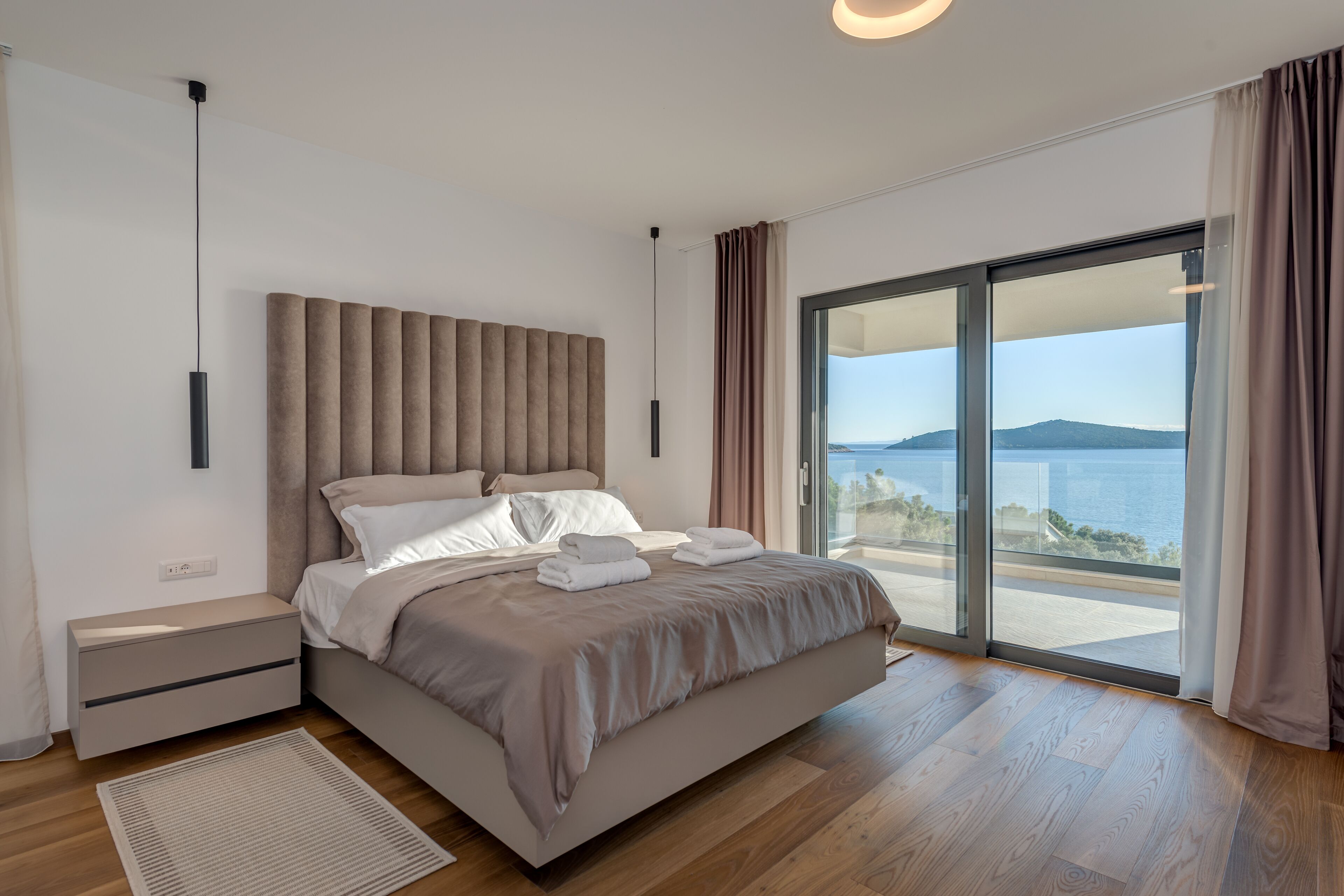 Luxury Villa | 3 bedrooms, premium bedding, in-room safe, desk