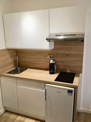 Mikrobølgeovn og kokeplater