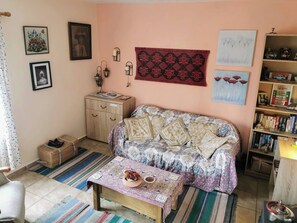 Cottage | Living area | Fireplace - Cozy 1 Bed Cottage in Ognen, Near Karnobat, Burgas (Karnobat)
