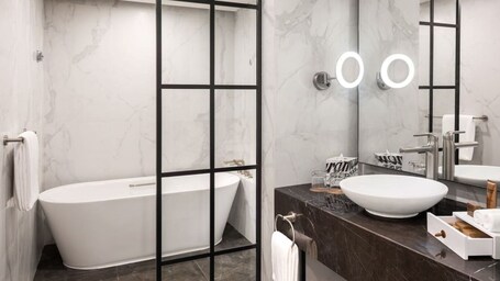 Paramount Hotel Midtown - Image 34