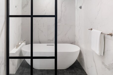Paramount Hotel Midtown - Image 22