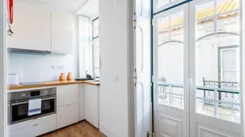 Appartement Standard | Cuisine privée | Réfrigérateur, micro-ondes, machine à expresso, bouilloire électrique