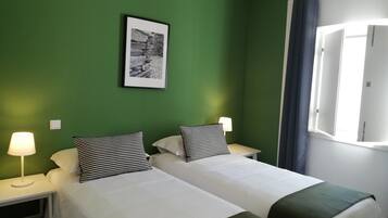 Standard Twin Room | Hypo-allergenic bedding, individually decorated, blackout drapes