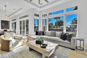 Living area - 2026 NOW OPEN FOR BOOKING– South Facing Outdoor Paradise! (LA QUINTA)