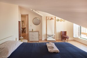 4 Schlafzimmer, Bügeleisen/Bügelbrett, Reisekinderbett, WLAN