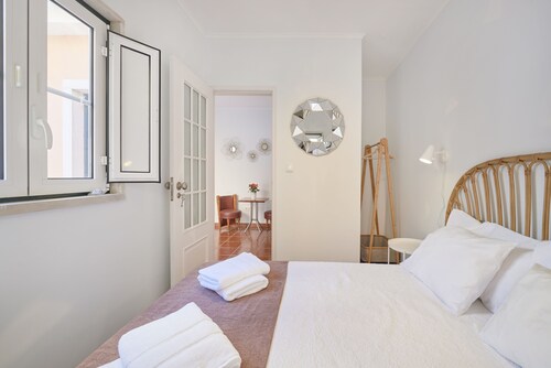 NEW! Incredible apartment with a lovely terrace in historic Lisbon