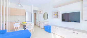 Neos Marmaras Family Suite