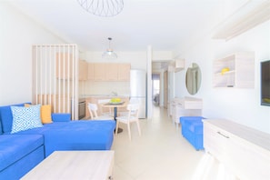 Interior detail - Neos Marmaras Family Suite (Sithonia)
