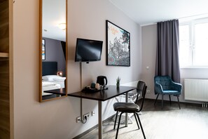 Twin Ensuite | Free WiFi, bed sheets - St Christopher's Vienna - Hostel (Vienna)