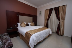 Deluxe Suite | Busa memori, langsir/tirai gelap terus, seterika/papan seterika 
