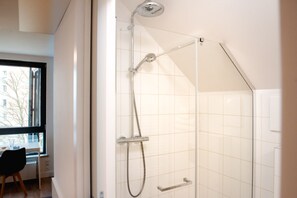Shower, free toiletries, towels, soap - Apartamenty Olimpijskie (Gdansk)