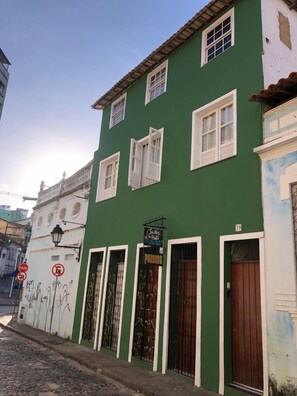 Fachada del alojamiento