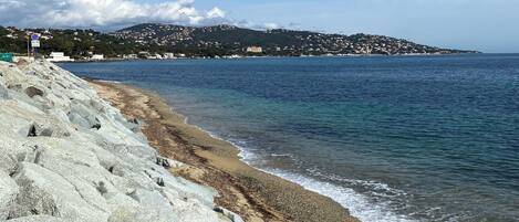 Beach nearby, sun-loungers