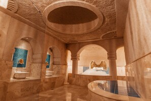 Shower, rainfall showerhead, hair dryer, bathrobes - House 1938 Special Cave Hotel  (Ürgüp)