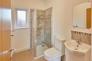 Shower, hair dryer, towels - Host & Stay | West Cliff Retreat (Whitby)