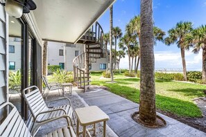 Terrace/patio - Aldea 3 - Beachfront Paradise (Belleair Beach)