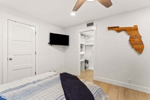 2 habitaciones, tabla de planchar con plancha y wifi gratis 