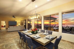 Dining - Hale Luco Panoramic Coastline View By Suite Paradise (Koloa)