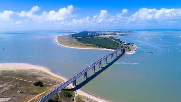 Ubicación cercana a la playa