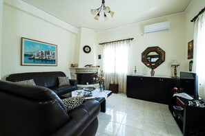 Smart TV, caminetto