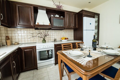 Kreta House - A Cretan House Located in the Main Square of Pompia Village