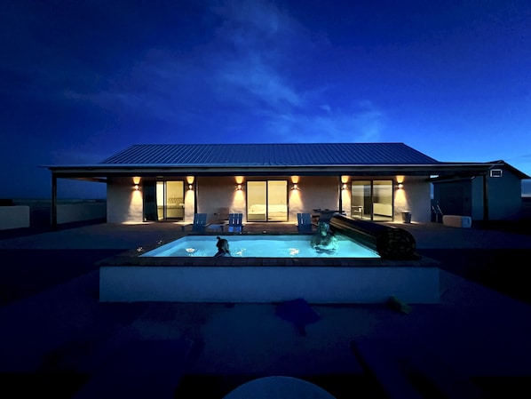 Outdoor pool, a heated pool