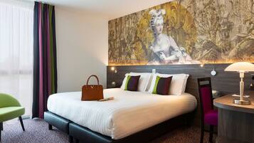 Comfort Double or Twin Room | In-room safe, desk, laptop workspace, blackout drapes