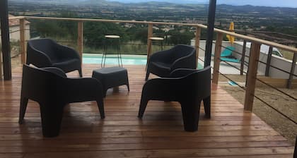 A beautiful villa with a spacious heated pool that will enchant your vacations.