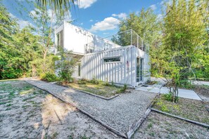 Exterior - Connect with Nature at Headwaters Retreat in Jupiter Farms  (Jupiter)