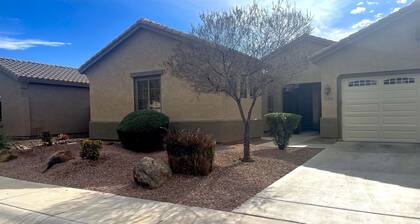 * Cozy Cute Casita Central to Popular Locations *