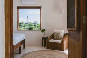 Interior - Steppa Three Bedroom Villa (Treasure Beach)