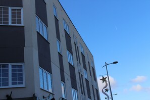Exterior - Luxury 1 Bed Apartment In The Heart Of Rochester (Rochester)