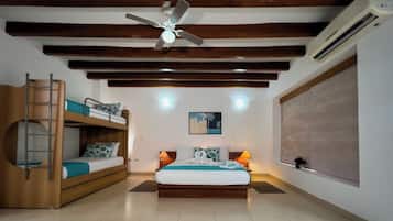 In-room safe, individually furnished, soundproofing, free WiFi