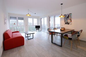 In-room dining - Havel-Spitze Ferienwohnungen (Brandenburg an der Havel)