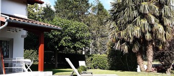 Sare, between ocean and mountains