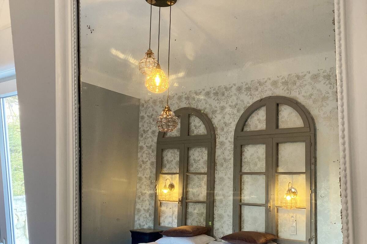 Premium bedding, pillow-top beds, free minibar, laptop workspace