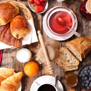 Free daily continental breakfast