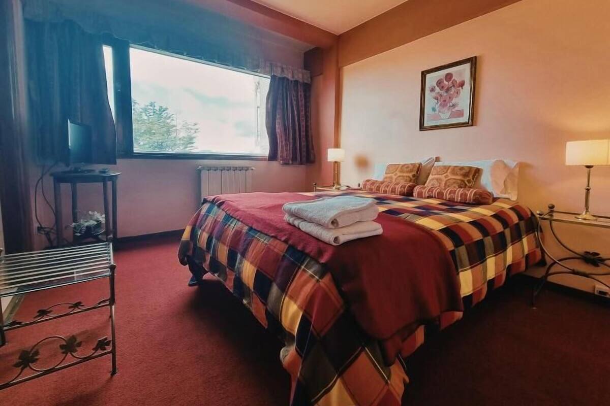 WiFi (free), individually decorated, individually furnished, bed sheets