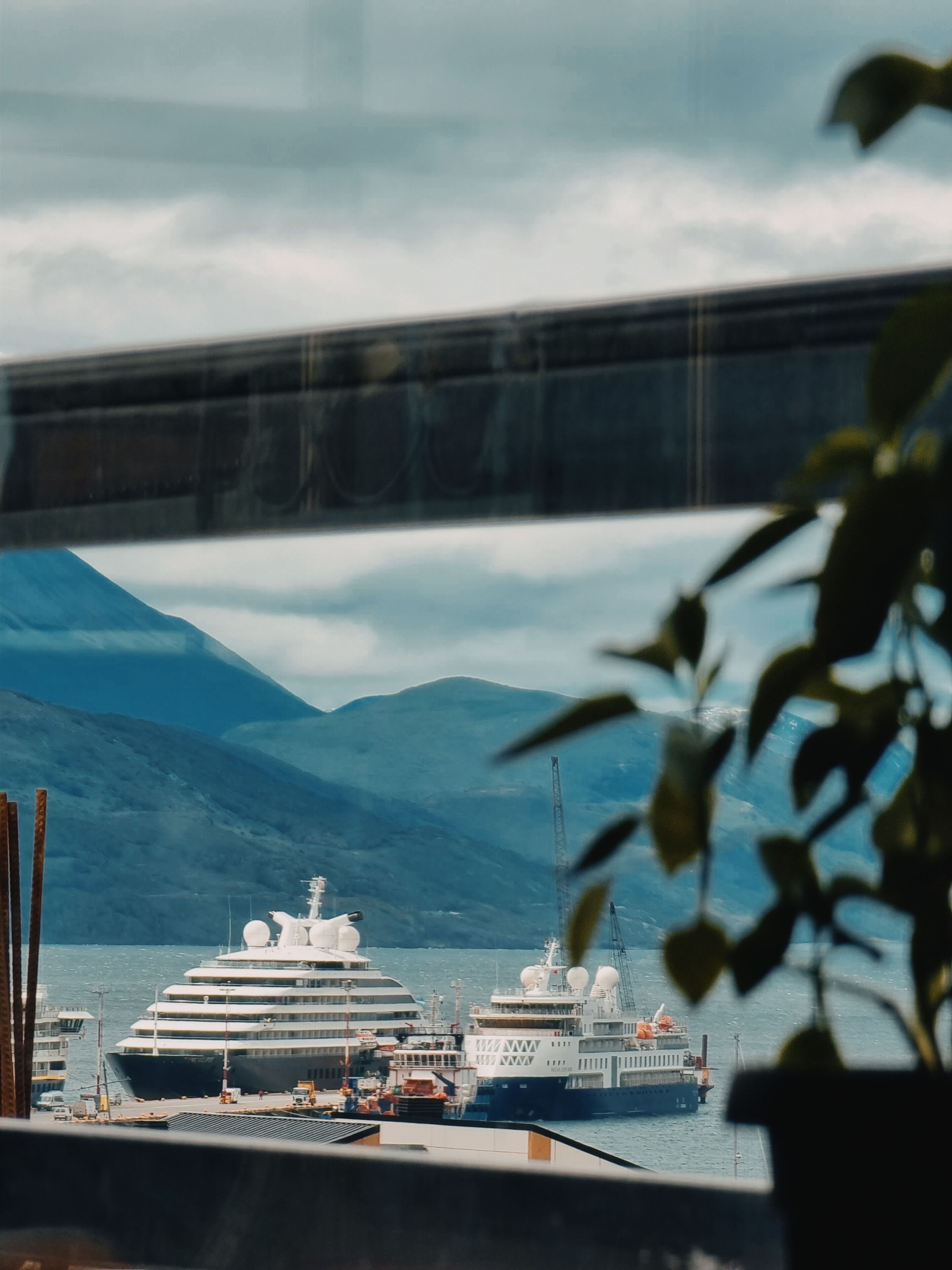 Televisión LED 23 pulgadas con canales de televisión por cable