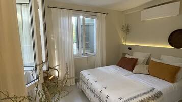 4 habitaciones, escritorio, tabla de planchar con plancha y wifi gratis