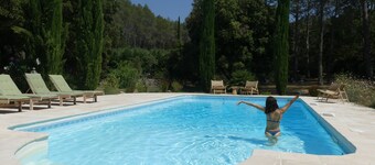 VILLA WITH HEATED AND SECURED POOL 2 TO 8 PERSONS ALL OPTIONS IN  HEART  LORGUES